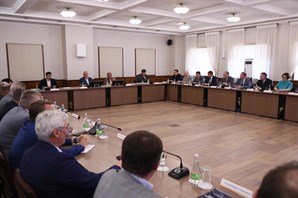 Сергей Цивилев провел заседание оргкомитета по подготовке к форуму «Энергопром-2026»