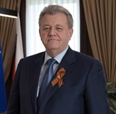 Генеральный директор Ассоциации «ЖКХ и Городская среда Василий Тихонов» утверждён членом Экспертного совета при Комиссии Государственного Совета Российской Федерации. (1)