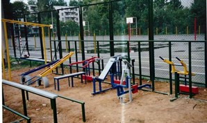 Элитный спорт превратился в дворовый