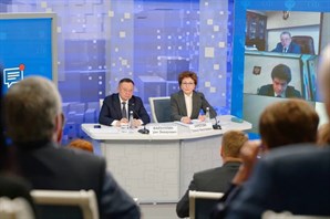 Министр строительства и ЖКХ РФ ответил на вопросы в рамках «Парламентского диалога» в Совете Федерации